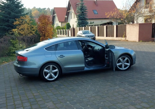 Audi A5 cena 44800 przebieg: 284000, rok produkcji 2011 z Góra małe 172